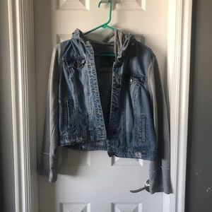 Jean jacket with grey sleeves and hood